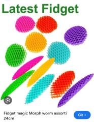 Worm fidget morf